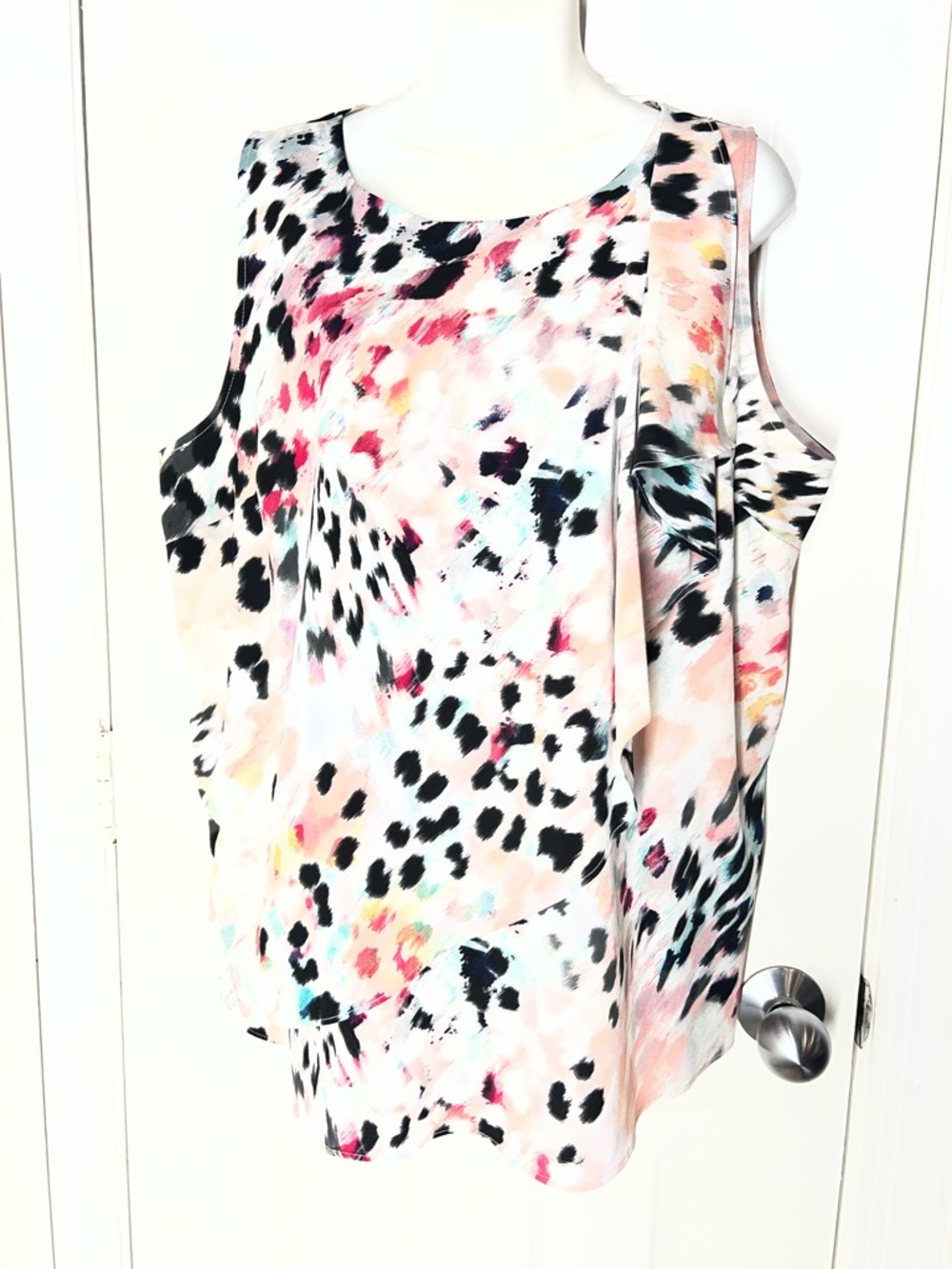 Apt. 9 Pastel Multicolor Cold-Shoulder Tank with Black Spot Print